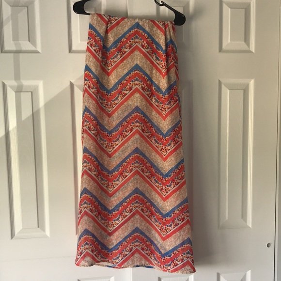 Strapless maxi dress - Picture 2 of 4